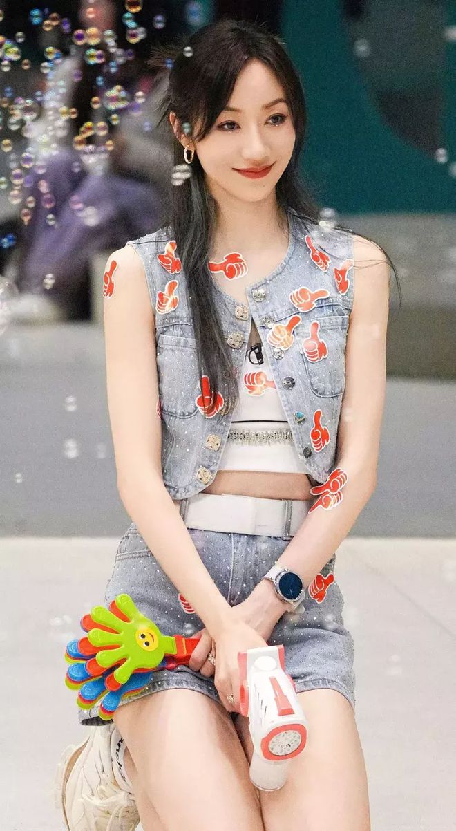 九游娱乐文化:曾被说靠关系上位这个女星被曝早就结婚生女。