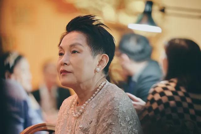 热点新闻:2024年央视春晚上迪丽热巴意外摔倒成为焦点(图4)