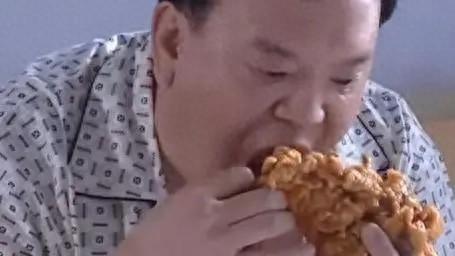 九游娱乐文化:不想吃别装!《暗夜与黎明》聂远一出手让观众看清假吃有多离谱