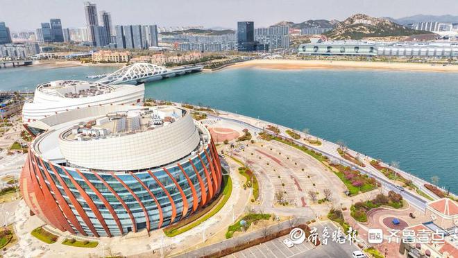 琴岛观澜丨百年影史走到“工业电影造梦”电影之都闪耀华表