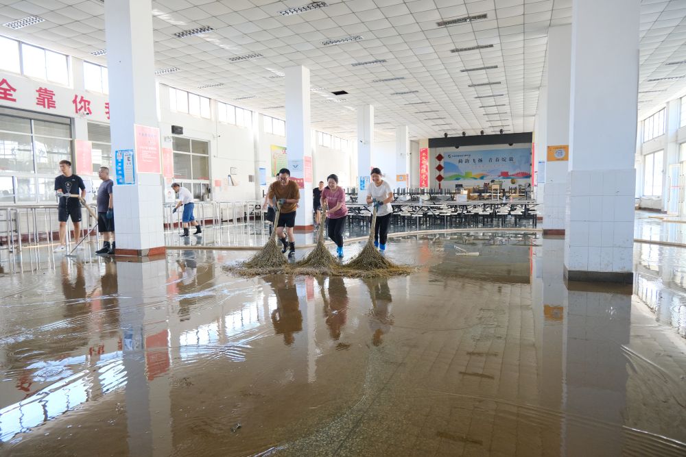 新华全媒+泃河渐静——天津受灾地区灾后恢复见闻