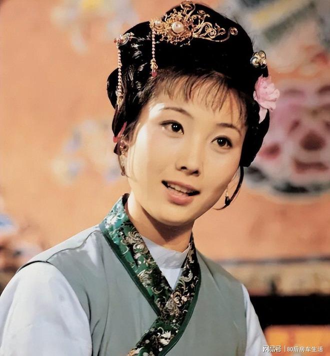 89岁朱媛媛母亲高调哭泣引发人们对李乃文的思考。