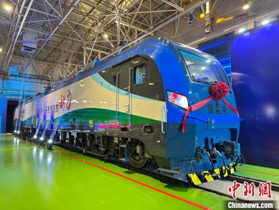 九游娱乐：那英、汪苏泷等7组中外歌手亮相《歌手2024