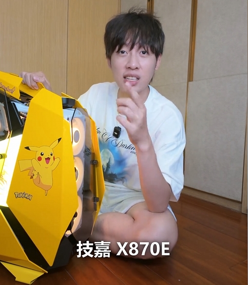 技嘉AORUS全明星计划持续发力：跨界联动多领域名人定制全家桶主机彰显硬核实力(图7)