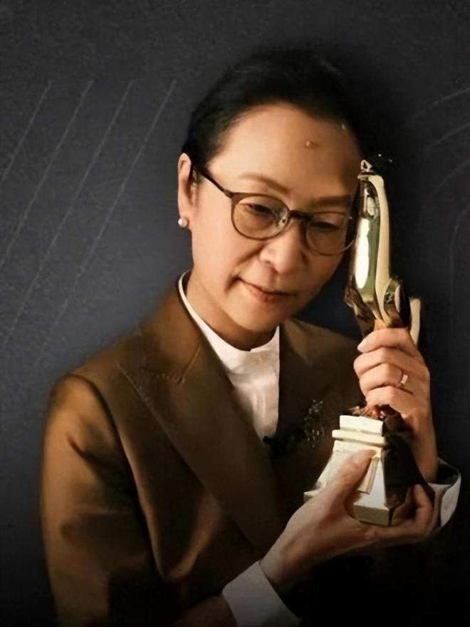 九游娱乐：陈道明10秒沉默藏30年真相道歉信撕开谎言周野芒终洗冤屈(图17)