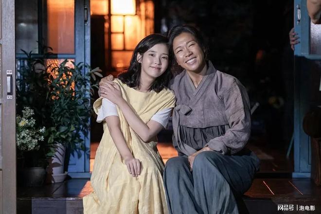 九游娱乐:泡电影掌柜的2025年度十佳剧集终极版!豆瓣评分TOP10重磅出炉